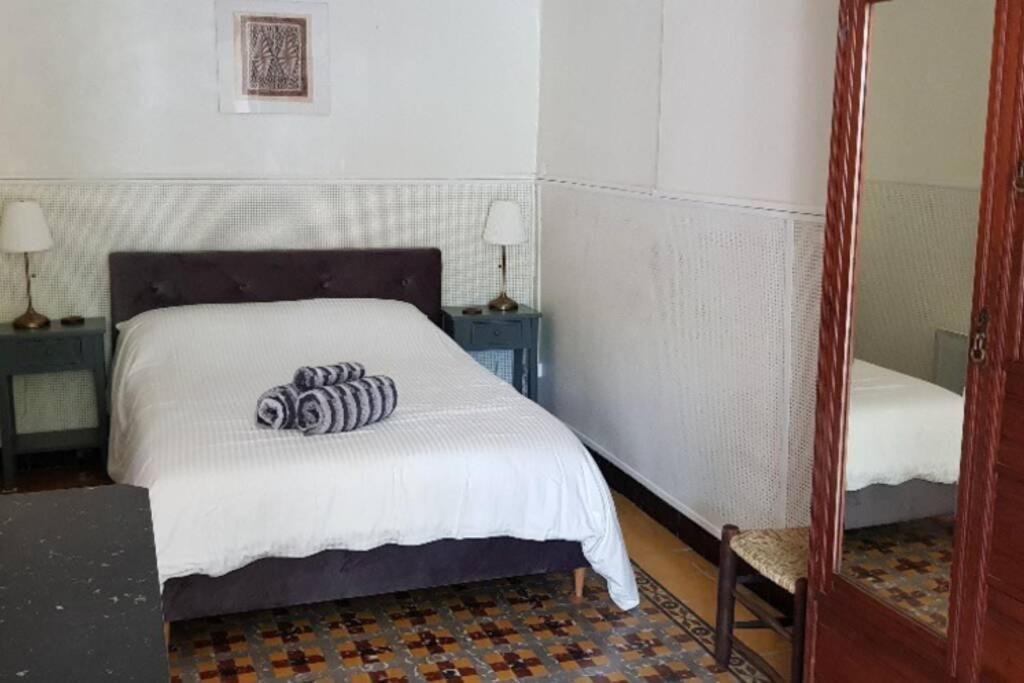 St Jean Du Gard : Spacious Apartment With Use Of Pool Saint-Jean-du-Gard Exterior photo