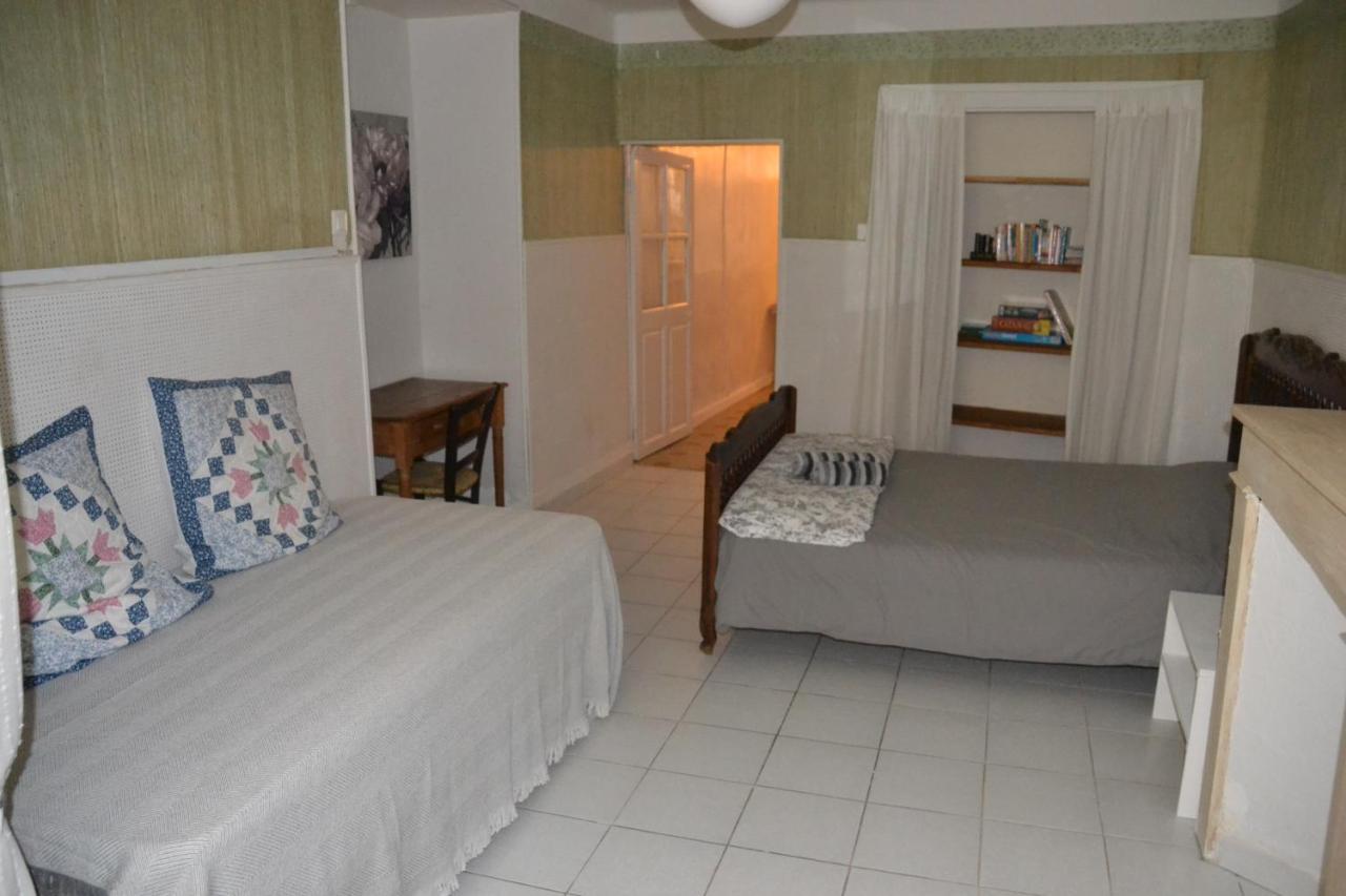 St Jean Du Gard : Spacious Apartment With Use Of Pool Saint-Jean-du-Gard Exterior photo