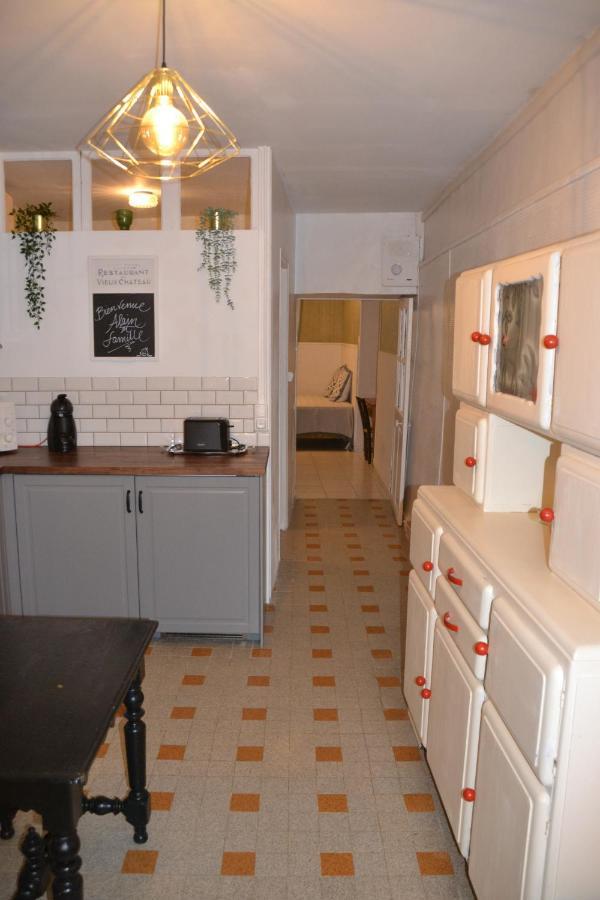 St Jean Du Gard : Spacious Apartment With Use Of Pool Saint-Jean-du-Gard Exterior photo